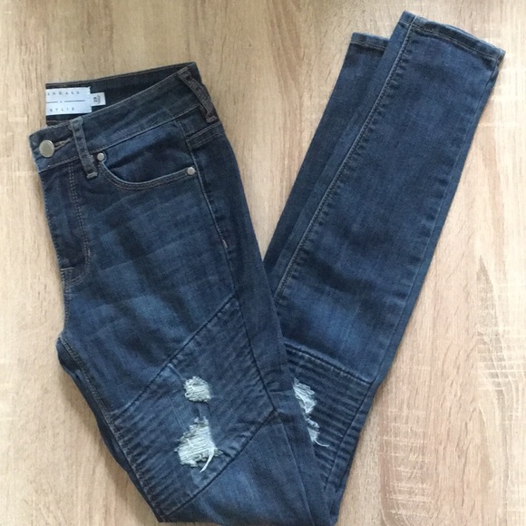 Kendall & Kylie Denim - Kendall + Kylie Moto Distressed Skinny Jeans NWOT